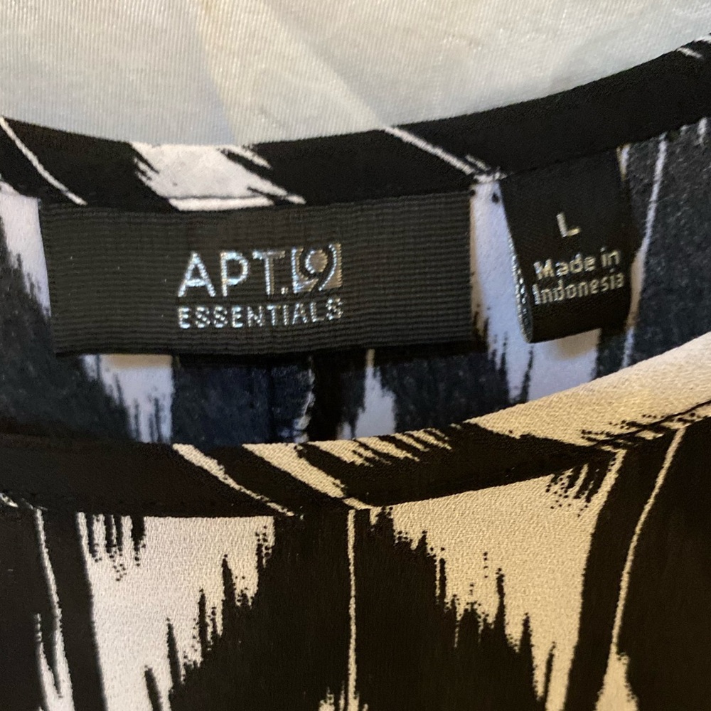 Women’s tank top - Picture 3 of 3